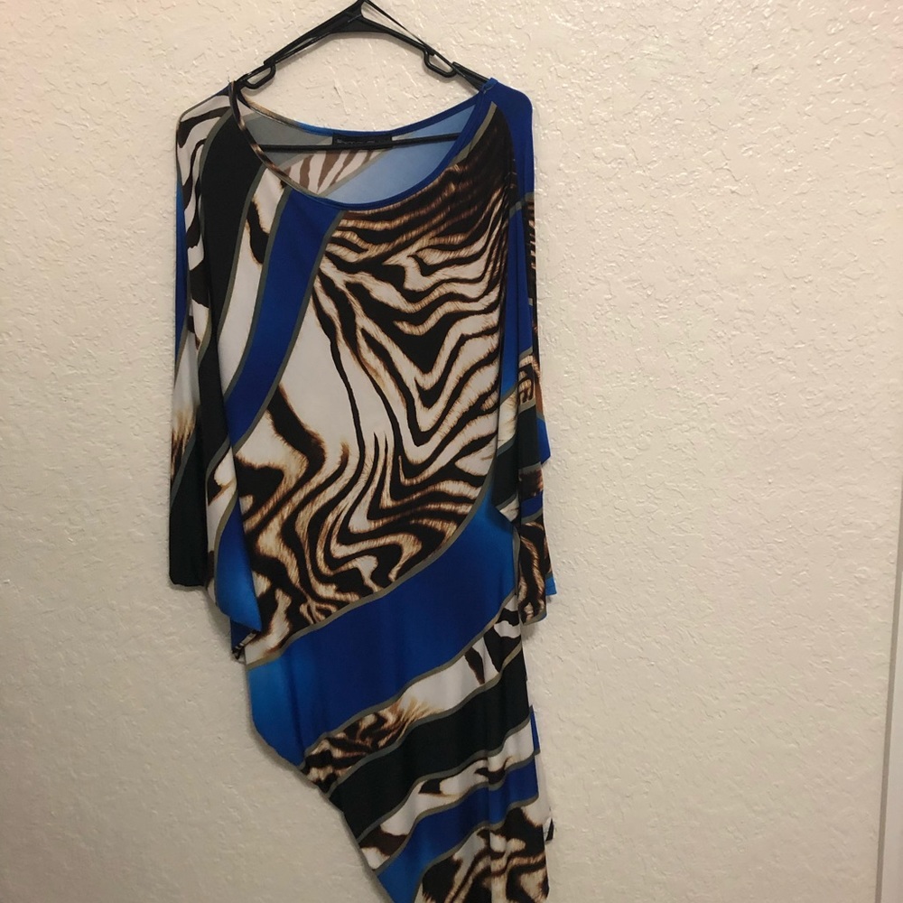 Dress - Picture 2 of 4
